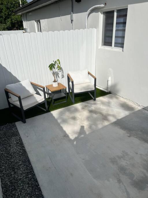 Stunning Deluxe Studio Hialeah Exteriör bild